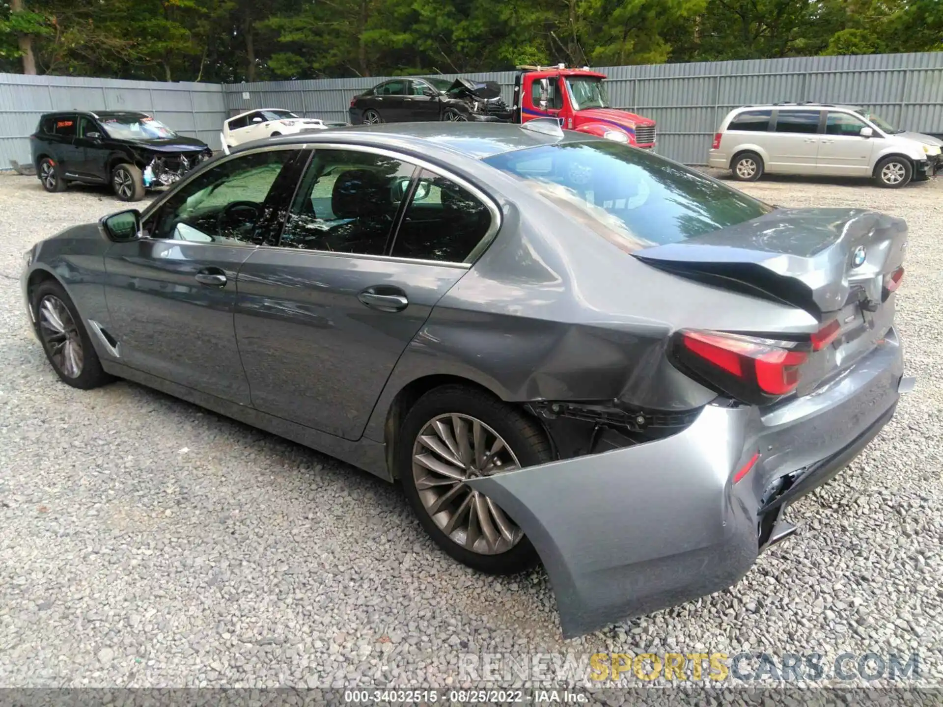 3 Photograph of a damaged car WBA73BJ01MCG11188 BMW 5 SERIES 2021