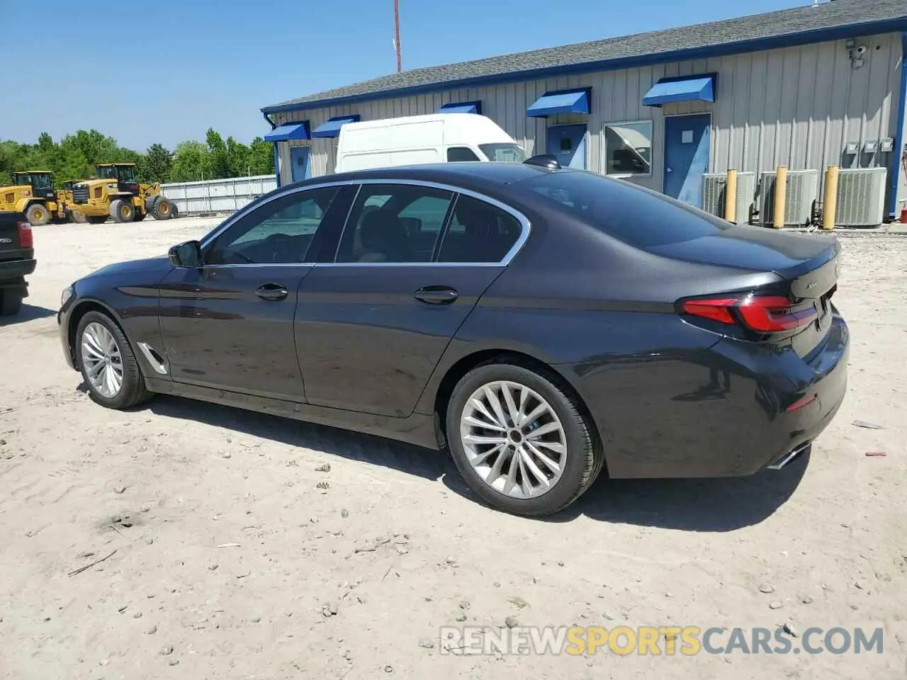 2 Photograph of a damaged car WBA73BJ03MWW90293 BMW 5 SERIES 2021