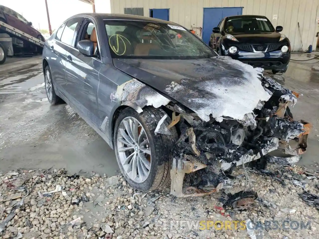 1 Photograph of a damaged car WBA73BJ07MWX33145 BMW 5 SERIES 2021