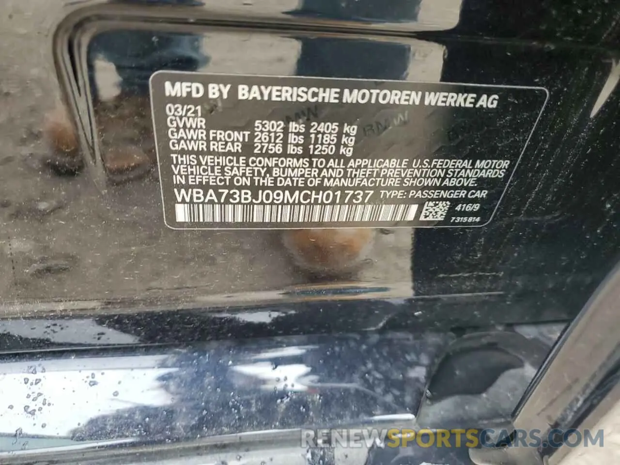 12 Photograph of a damaged car WBA73BJ09MCH01737 BMW 5 SERIES 2021