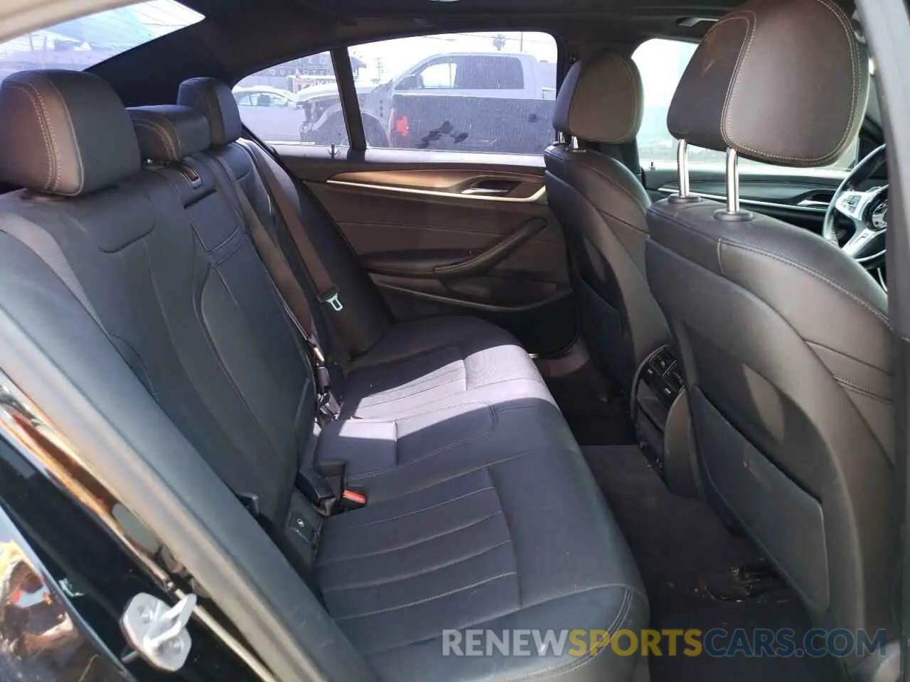 10 Photograph of a damaged car WBA13AG07NCK20150 BMW 5 SERIES 2022