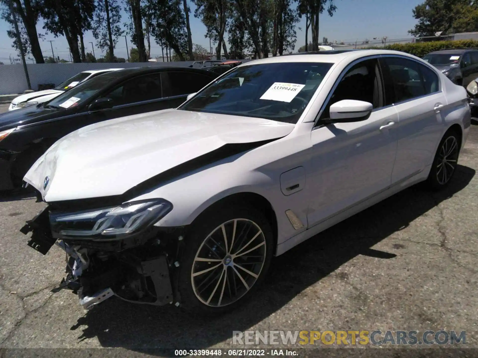 2 Photograph of a damaged car WBA13AG08NCJ89958 BMW 5 SERIES 2022