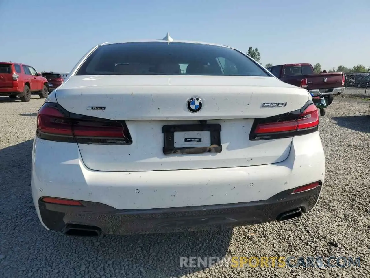 6 Photograph of a damaged car WBA13BJ00NCJ40607 BMW 5 SERIES 2022