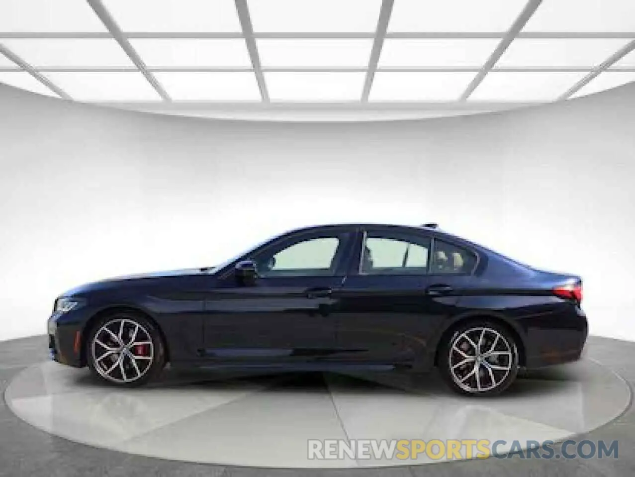 2 Photograph of a damaged car WBA13BJ01NWX536XX BMW 5 SERIES 2022