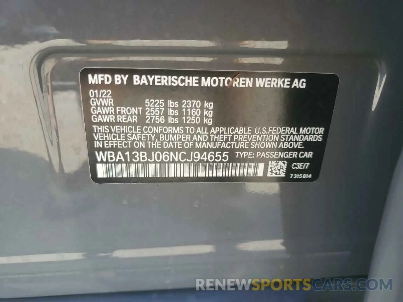12 Photograph of a damaged car WBA13BJ06NCJ94655 BMW 5 SERIES 2022