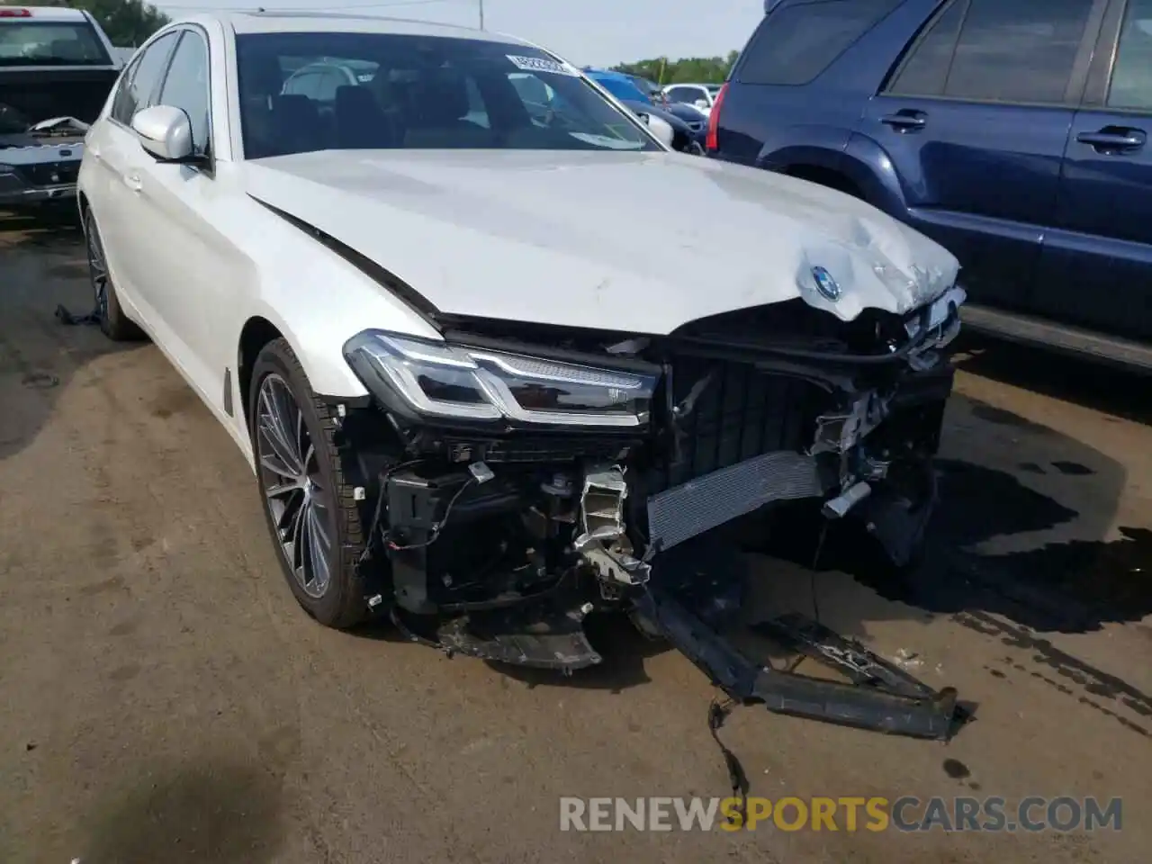 9 Photograph of a damaged car WBA13BJ06NWX58545 BMW 5 SERIES 2022