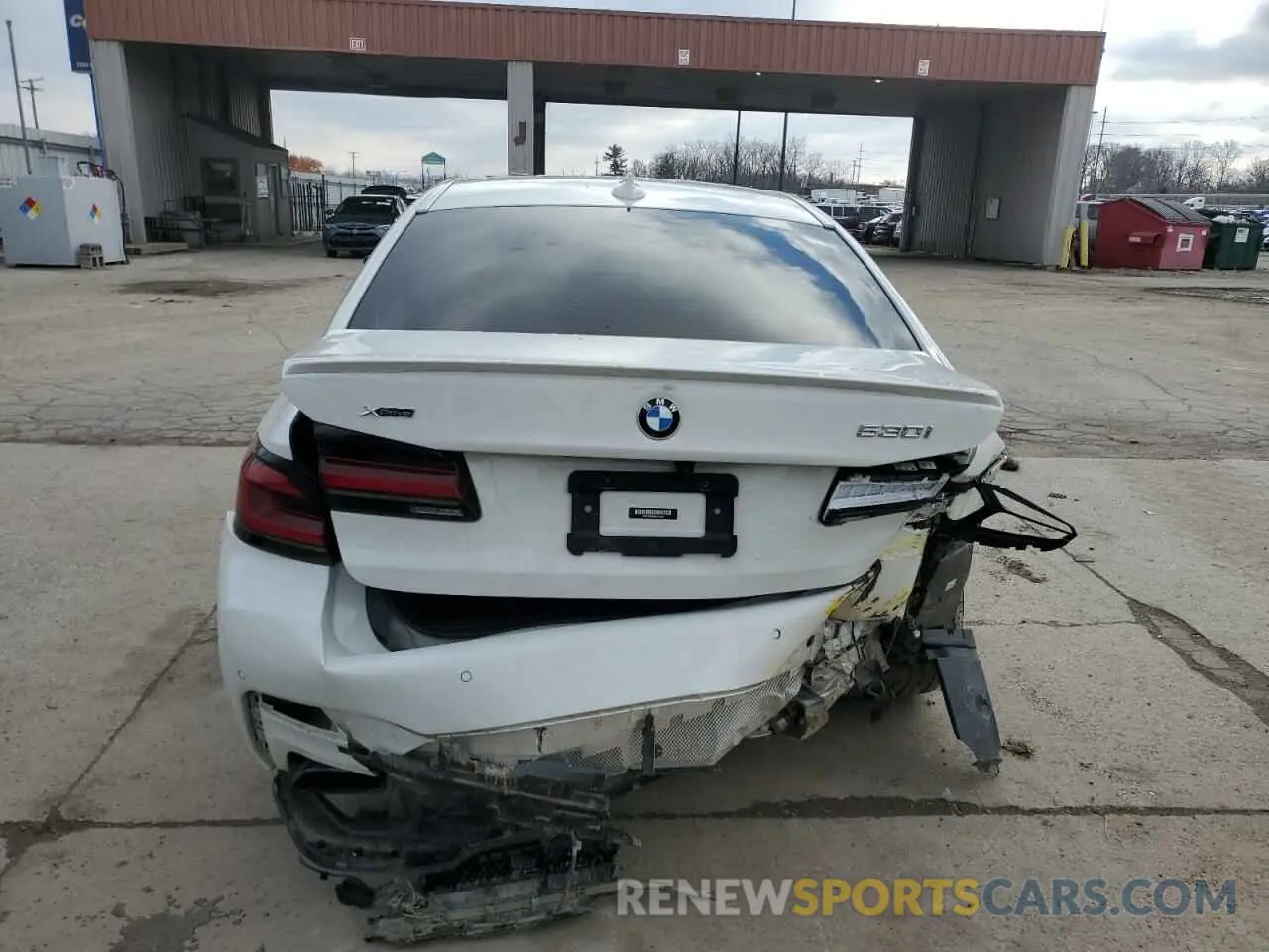 6 Photograph of a damaged car WBA13BJ07NCJ32357 BMW 5 SERIES 2022