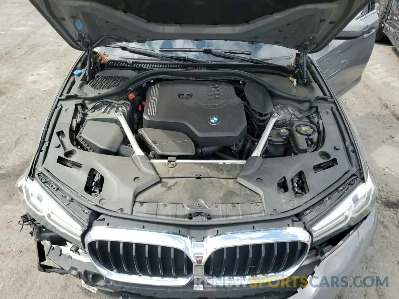11 Photograph of a damaged car WBA13BJ0XNWX56782 BMW 5 SERIES 2022