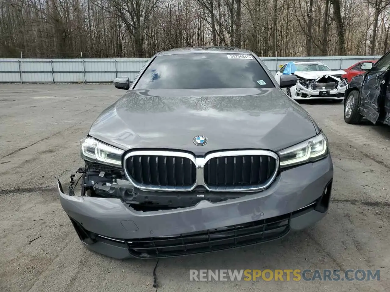 5 Photograph of a damaged car WBA13BJ0XNWX56782 BMW 5 SERIES 2022