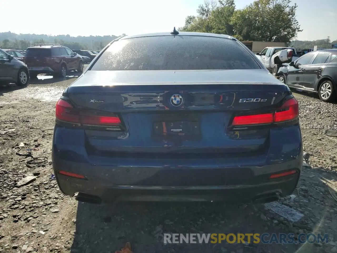 6 Photograph of a damaged car WBA33AG03NCJ96373 BMW 5 SERIES 2022