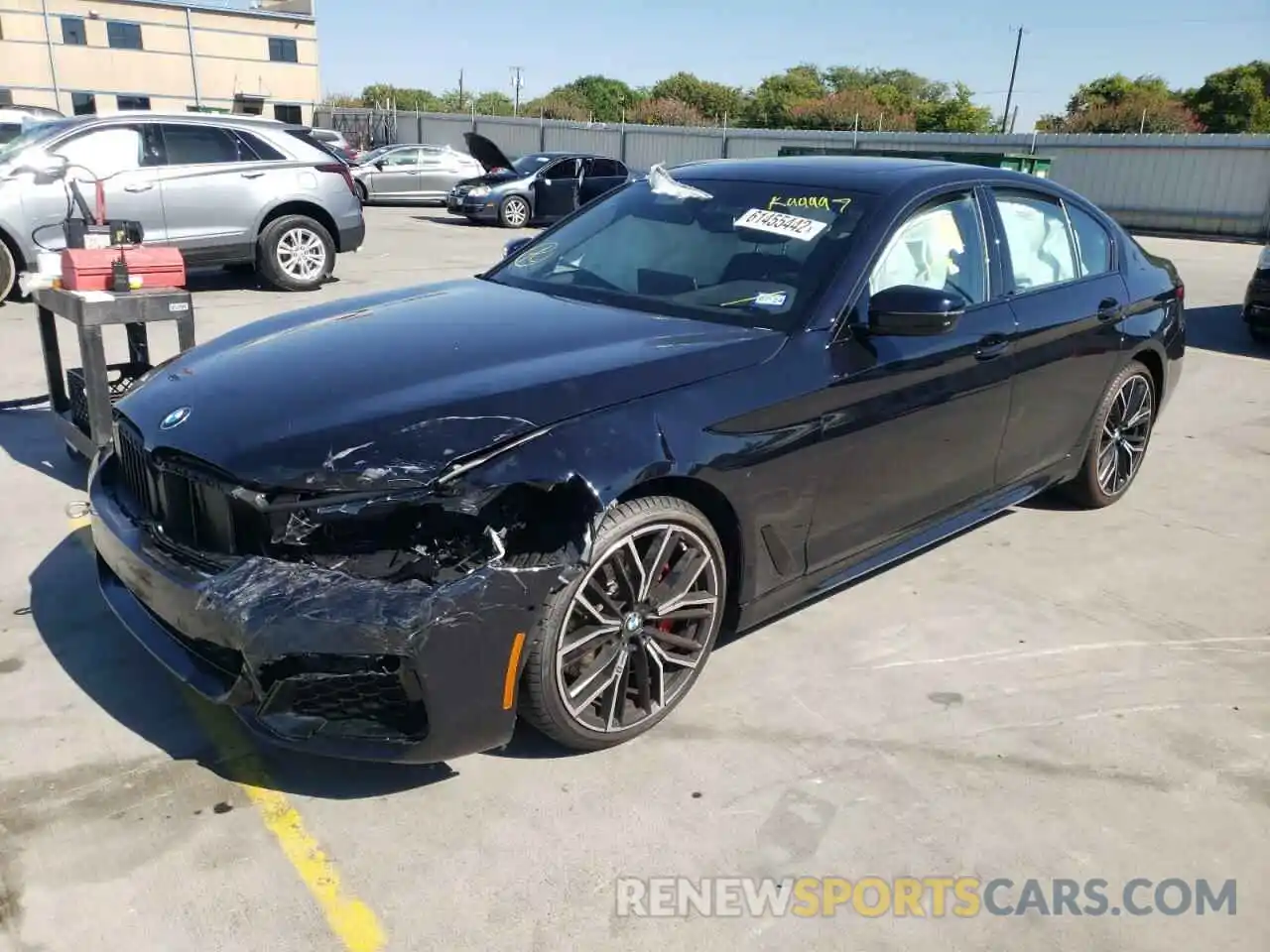 2 Photograph of a damaged car WBA53BH01NCK99997 BMW 5 SERIES 2022