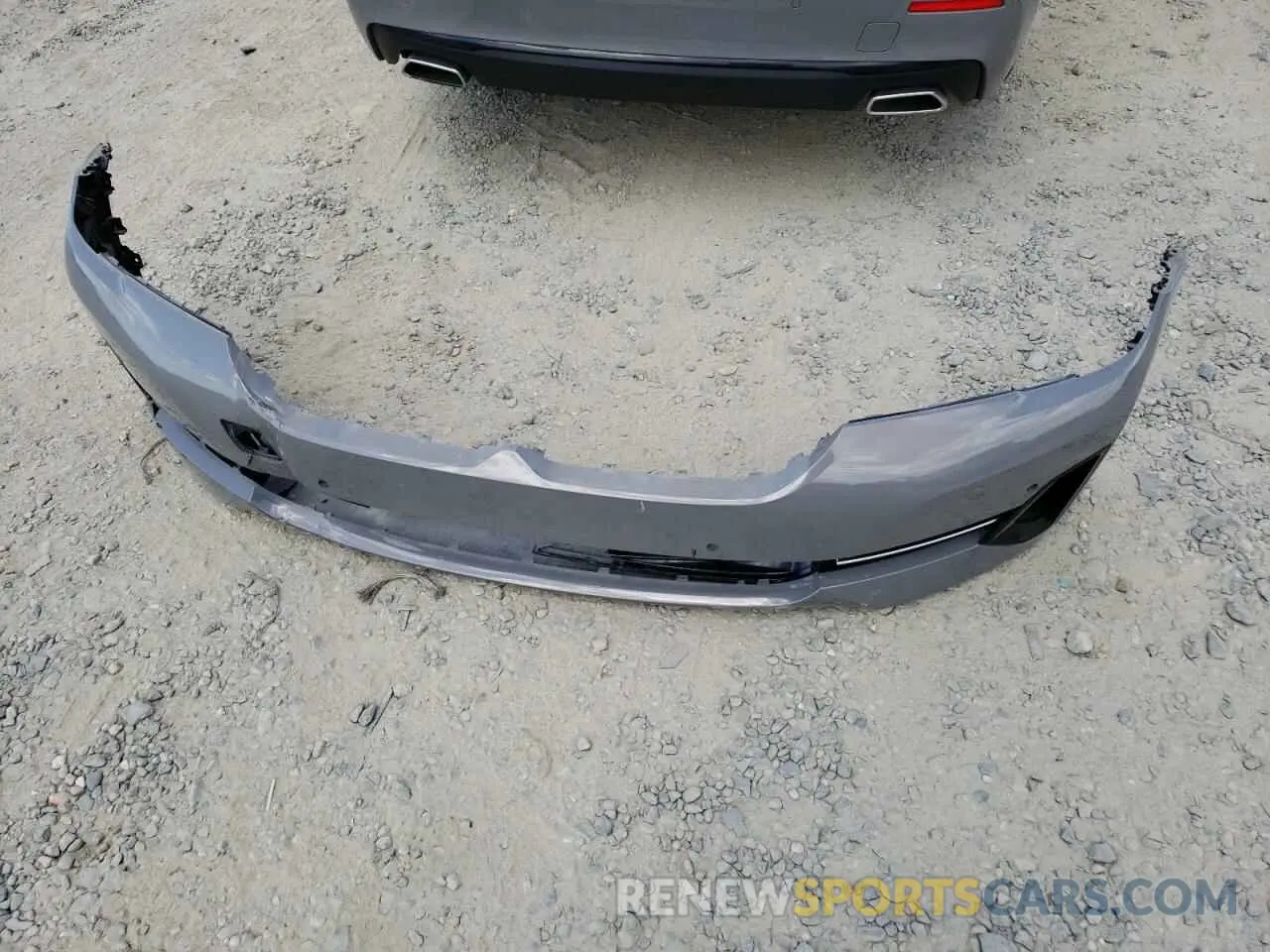 12 Photograph of a damaged car WBA53BH01NWX40915 BMW 5 SERIES 2022