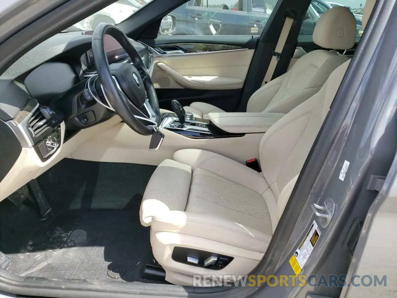 7 Photograph of a damaged car WBA53BH01NWX40915 BMW 5 SERIES 2022