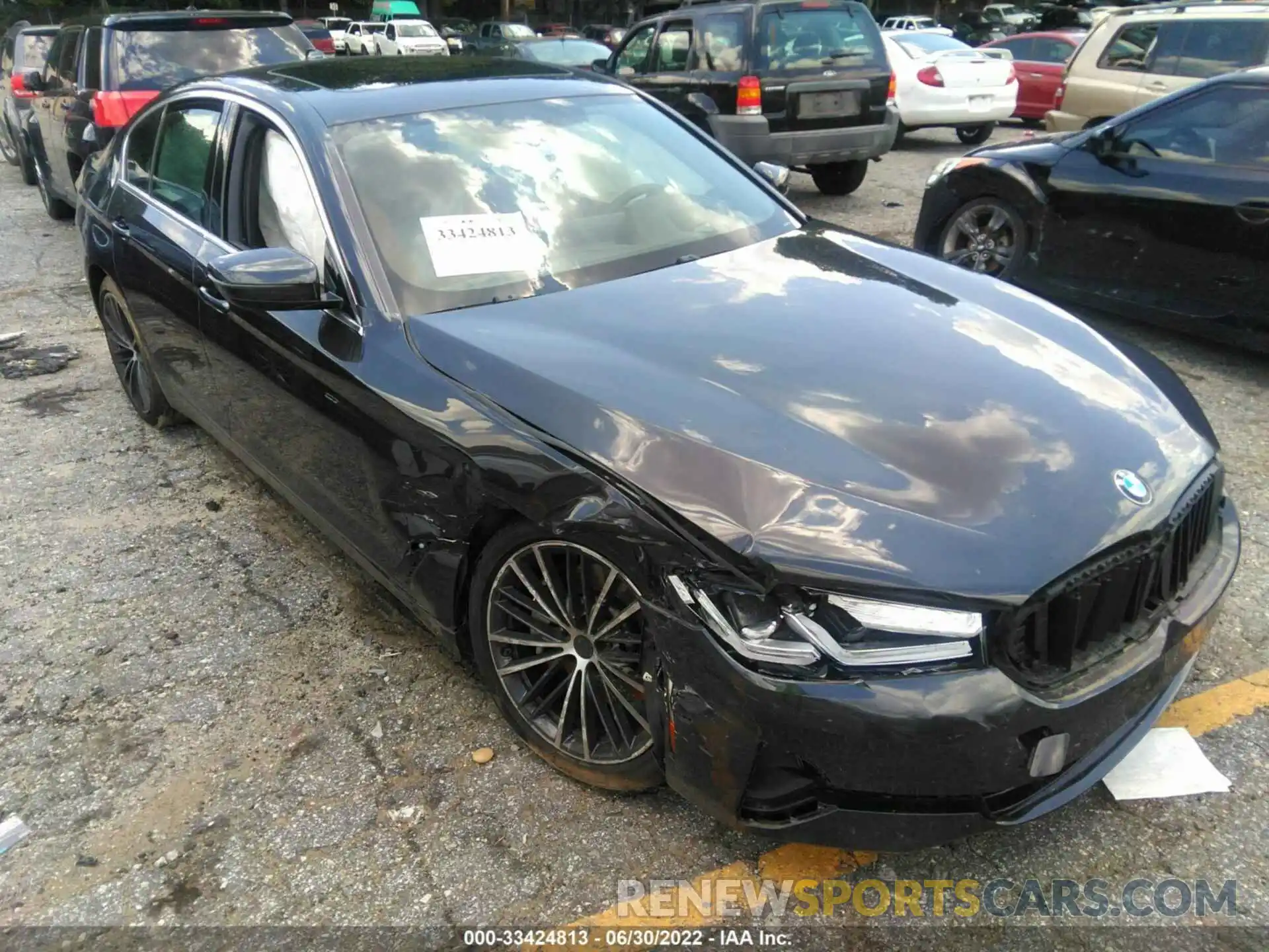 1 Photograph of a damaged car WBA53BH03NWX41046 BMW 5 SERIES 2022