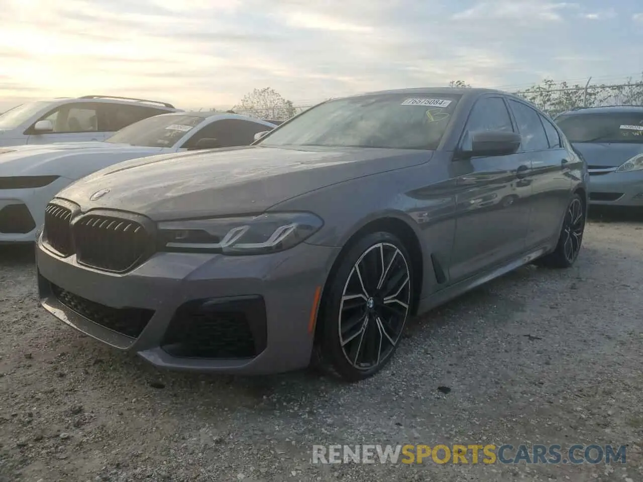 1 Photograph of a damaged car WBA53BH04NWX50483 BMW 5 SERIES 2022