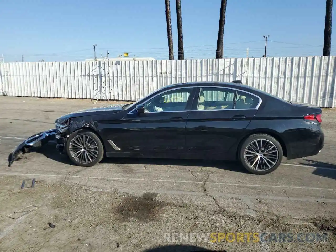 9 Photograph of a damaged car WBA53BH08NCK11026 BMW 5 SERIES 2022