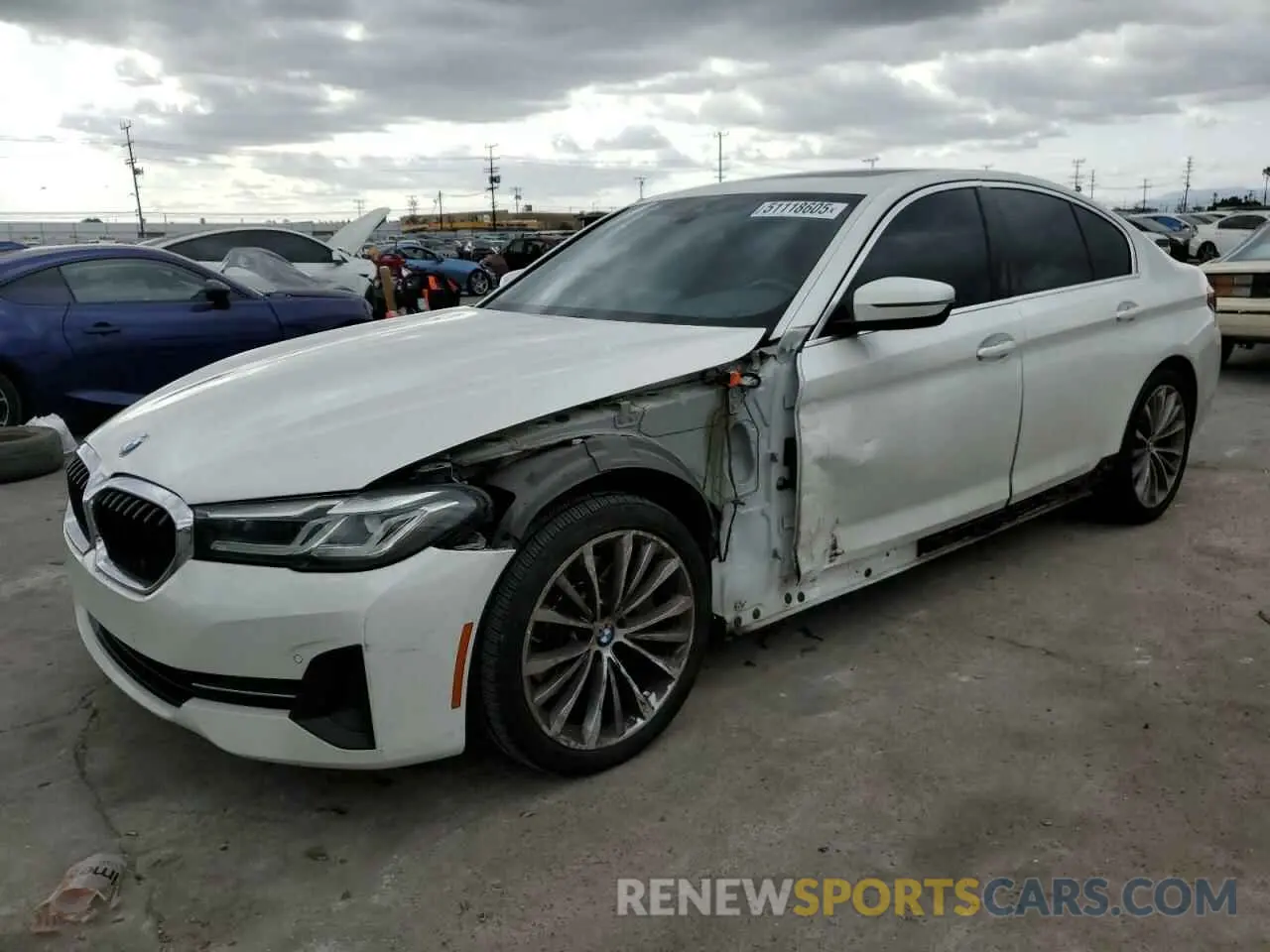 1 Photograph of a damaged car WBA53BH08NWX54925 BMW 5 SERIES 2022