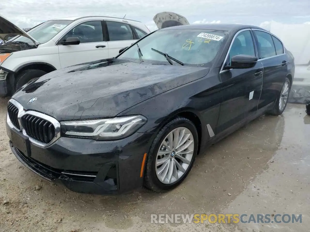 1 Photograph of a damaged car WBA53BH08NWX76326 BMW 5 SERIES 2022