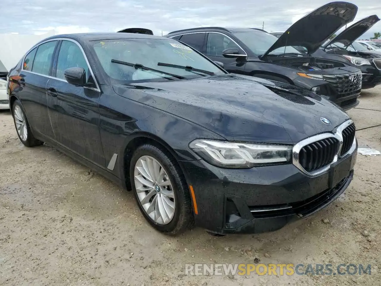 4 Photograph of a damaged car WBA53BH08NWX76326 BMW 5 SERIES 2022