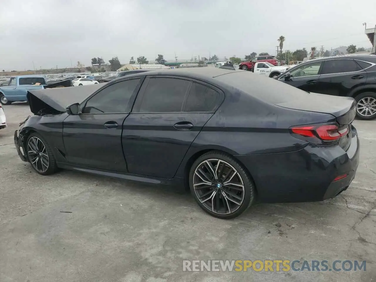 2 Photograph of a damaged car WBA53BJ02NWX48578 BMW 5 SERIES 2022