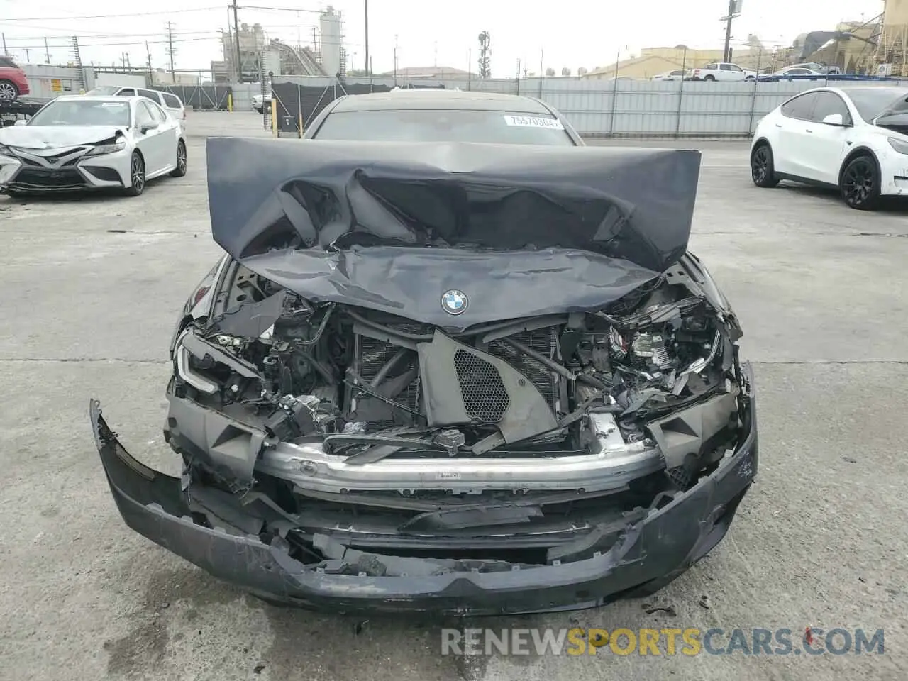 5 Photograph of a damaged car WBA53BJ02NWX48578 BMW 5 SERIES 2022
