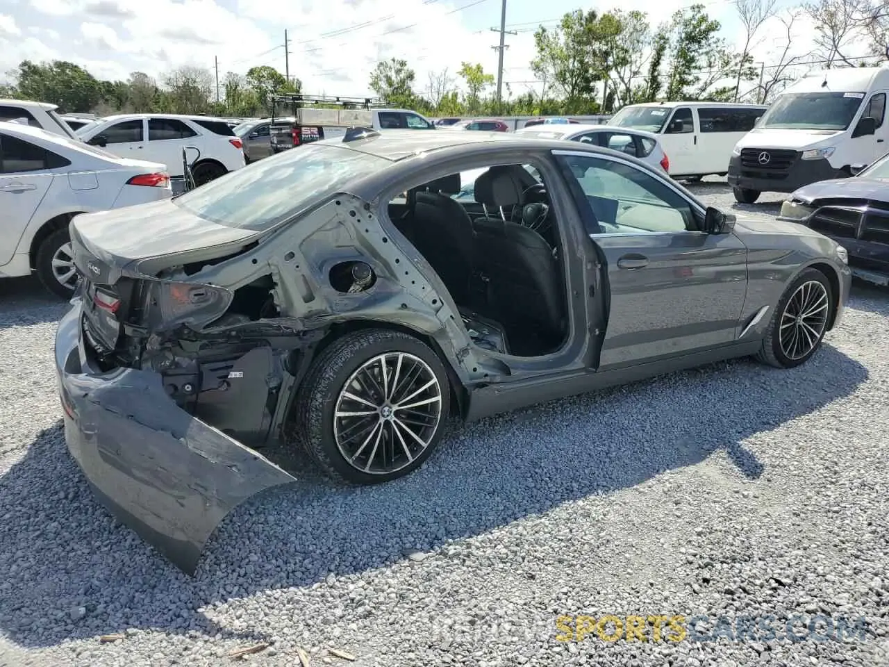 3 Photograph of a damaged car WBA73BJ08NWX48450 BMW 5 SERIES 2022