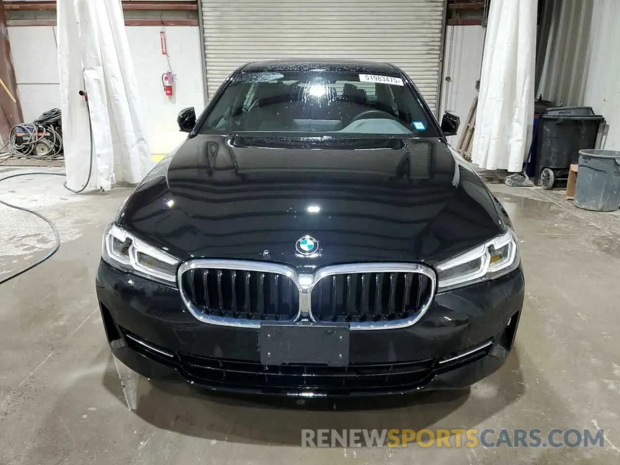 5 Photograph of a damaged car WBA73BJ08NWX56967 BMW 5 SERIES 2022