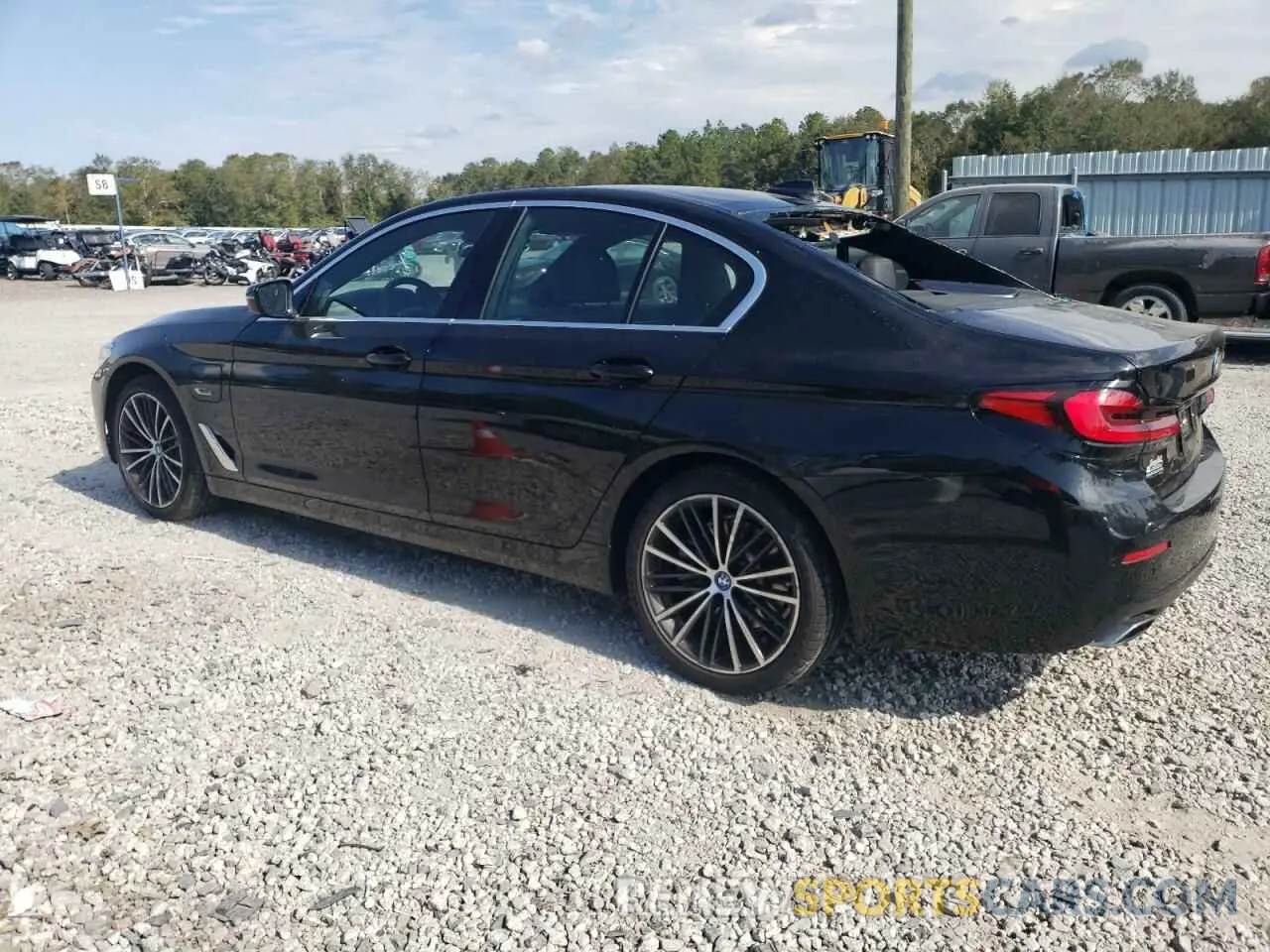 2 Photograph of a damaged car WBA13AG06PCL84833 BMW 5 SERIES 2023