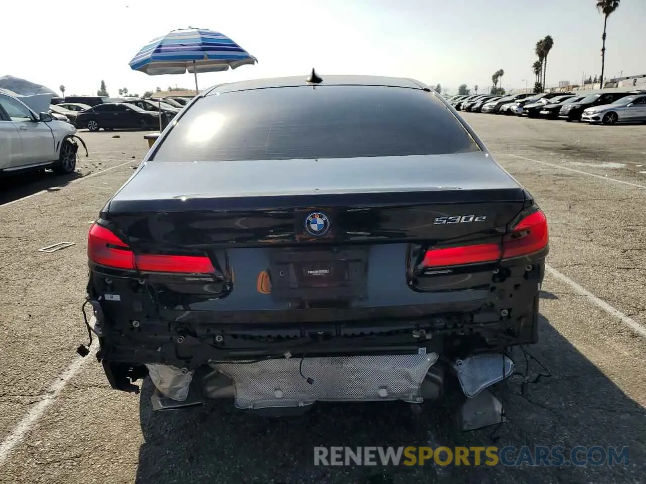 6 Photograph of a damaged car WBA13AG0XPCL31570 BMW 5 SERIES 2023