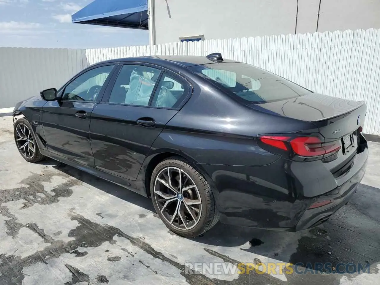 2 Photograph of a damaged car WBA33AG01PCL93934 BMW 5 SERIES 2023