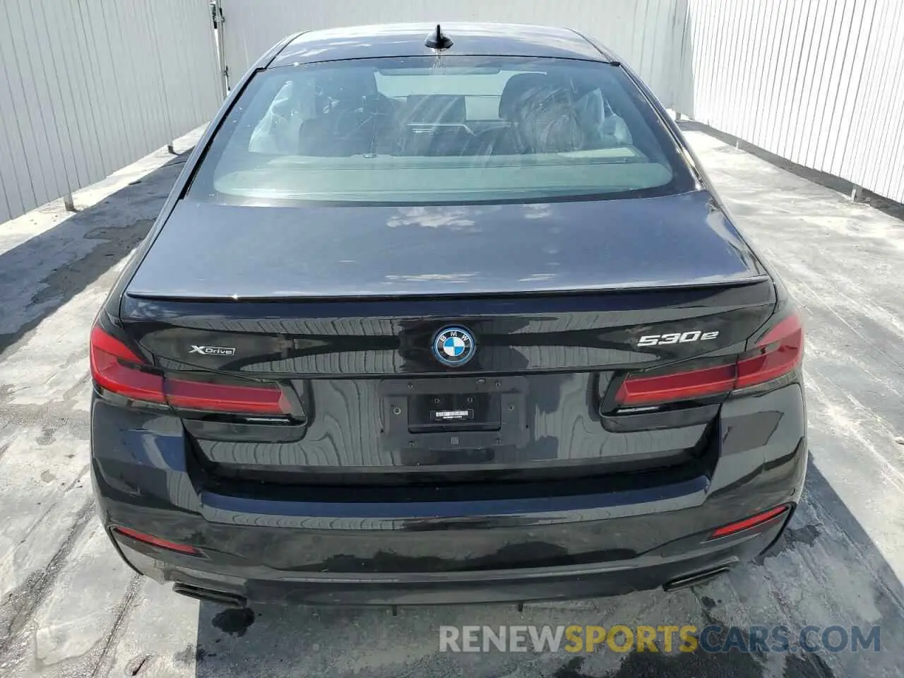 6 Photograph of a damaged car WBA33AG01PCL93934 BMW 5 SERIES 2023