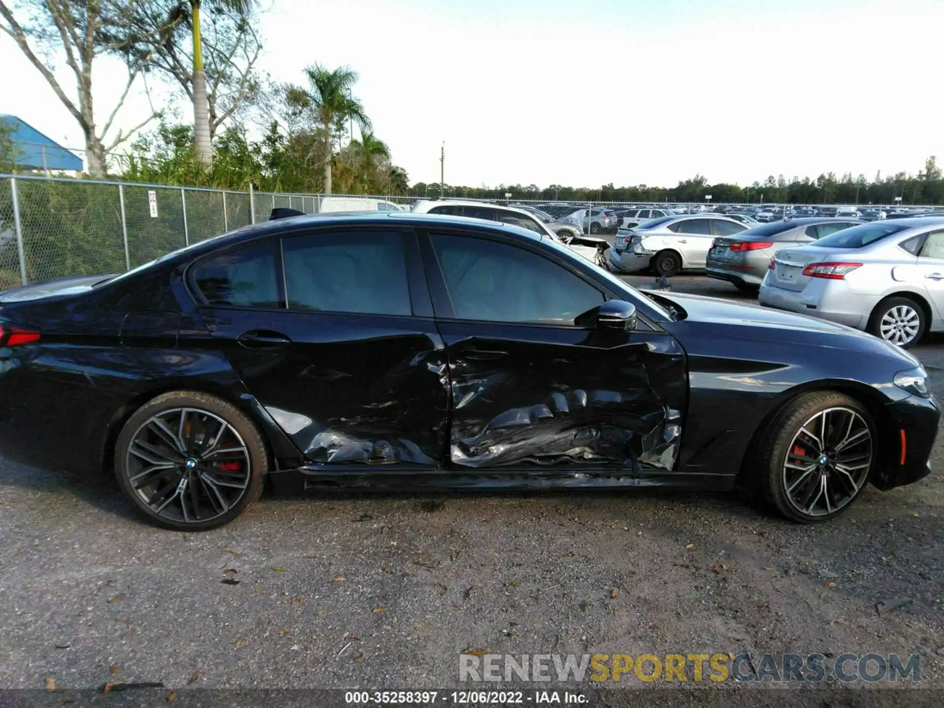 12 Photograph of a damaged car WBA53BJ05PWX85532 BMW 5 SERIES 2023