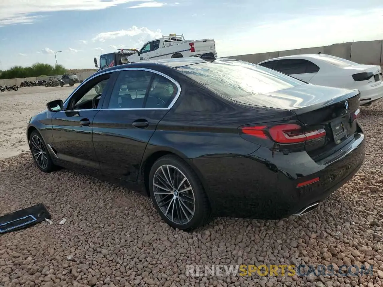 2 Photograph of a damaged car WBA53BJ0XPWX99636 BMW 5 SERIES 2023