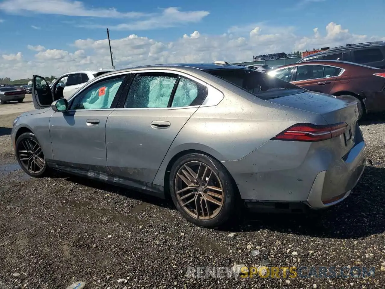 2 Photograph of a damaged car WBA43FJ01RCR69731 BMW 5 SERIES 2024