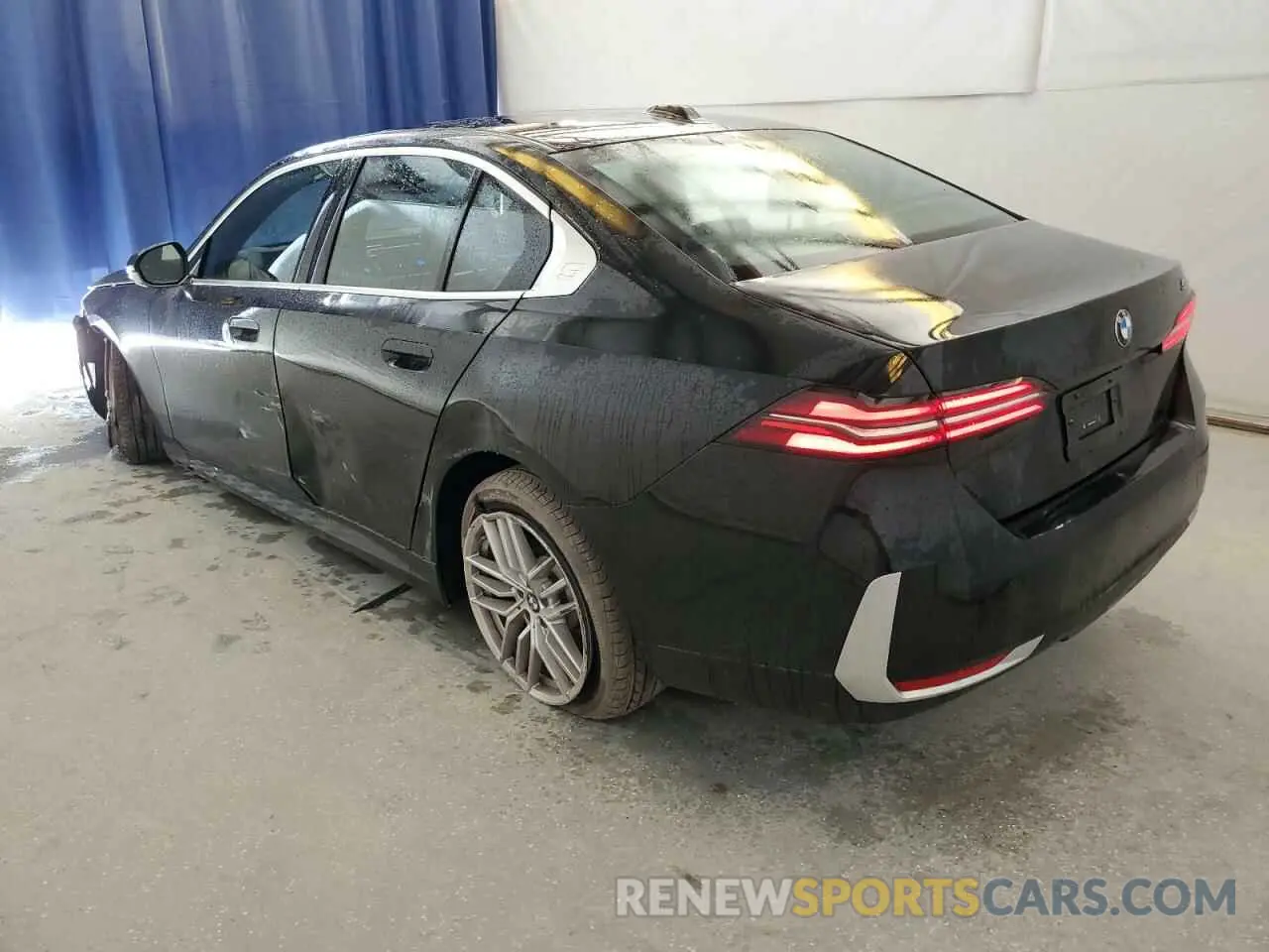2 Photograph of a damaged car WBA43FJ07RCS39421 BMW 5 SERIES 2024