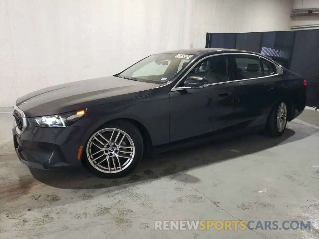 1 Photograph of a damaged car WBA43FJ0XRCS37842 BMW 5 SERIES 2024