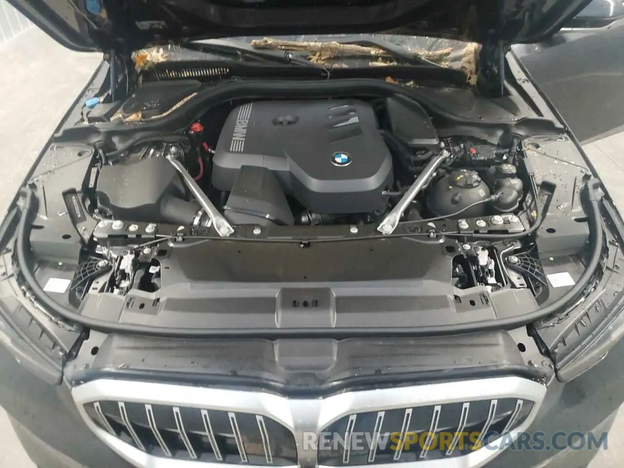 11 Photograph of a damaged car WBA53FJ01RCS60267 BMW 5 SERIES 2024