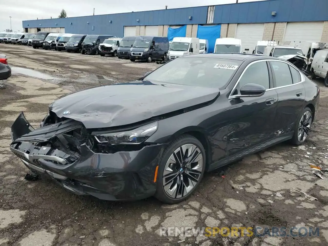 1 Photograph of a damaged car WBA53FJ05RCP86109 BMW 5 SERIES 2024