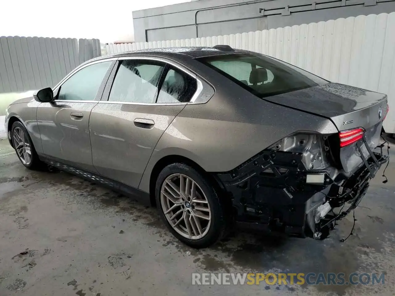 2 Photograph of a damaged car WBA53FJ08RCP82457 BMW 5 SERIES 2024