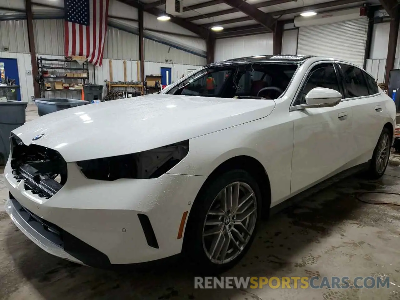 1 Photograph of a damaged car WBA53FJ08RCP95113 BMW 5 SERIES 2024
