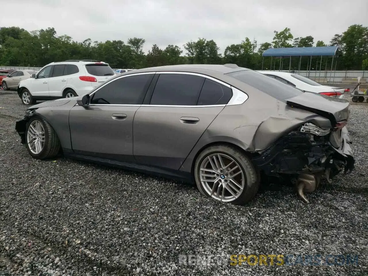 2 Photograph of a damaged car WBA53FJ09RCS08708 BMW 5 SERIES 2024