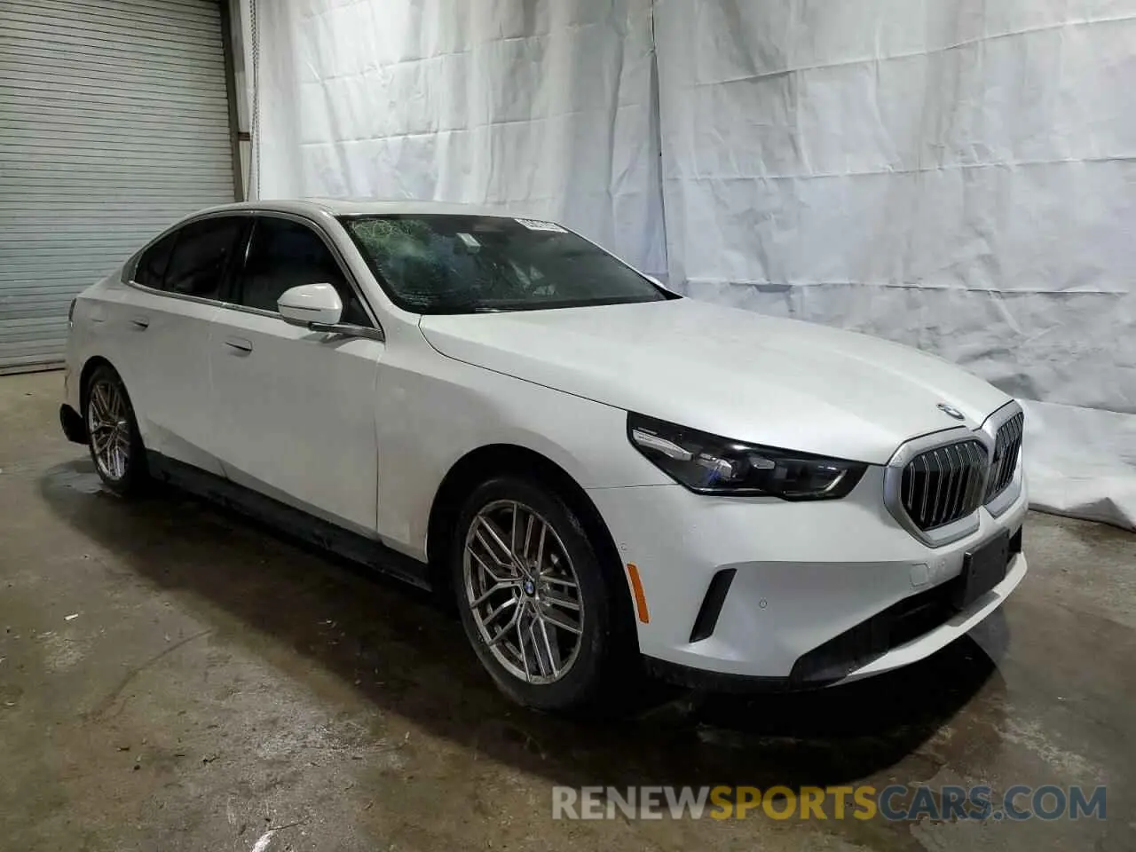 4 Photograph of a damaged car WBA53FJ0XRCP78927 BMW 5 SERIES 2024
