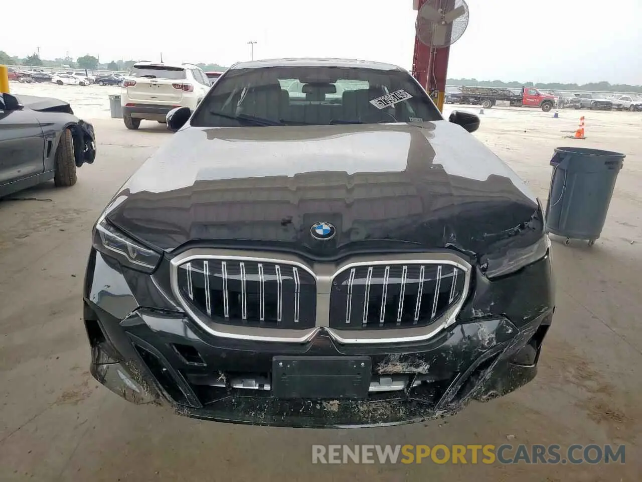 5 Photograph of a damaged car WBA43FJ06SCT74637 BMW 5 SERIES 2025