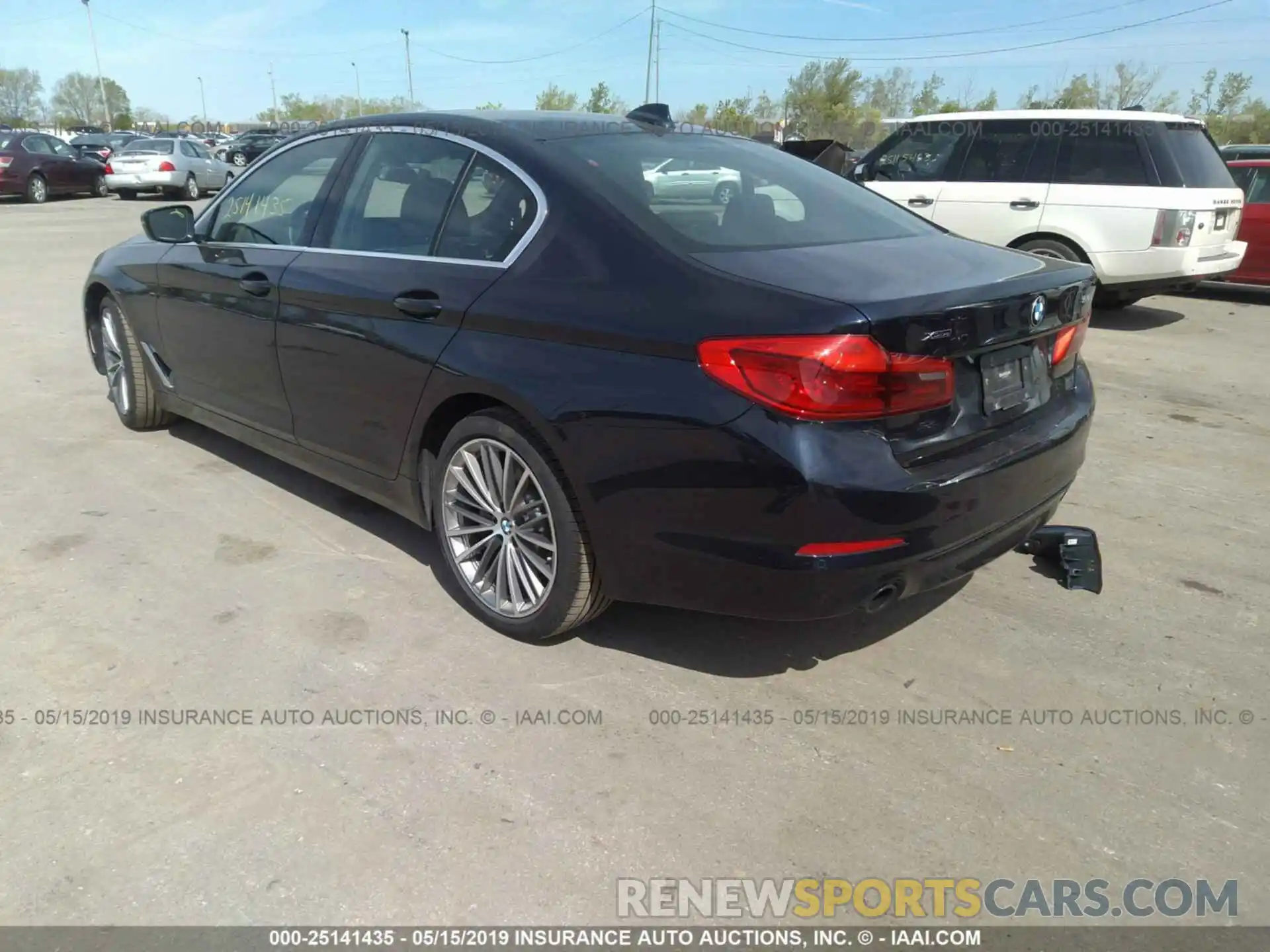 3 Photograph of a damaged car WBAJA7C56KWW06319 BMW 530 2019