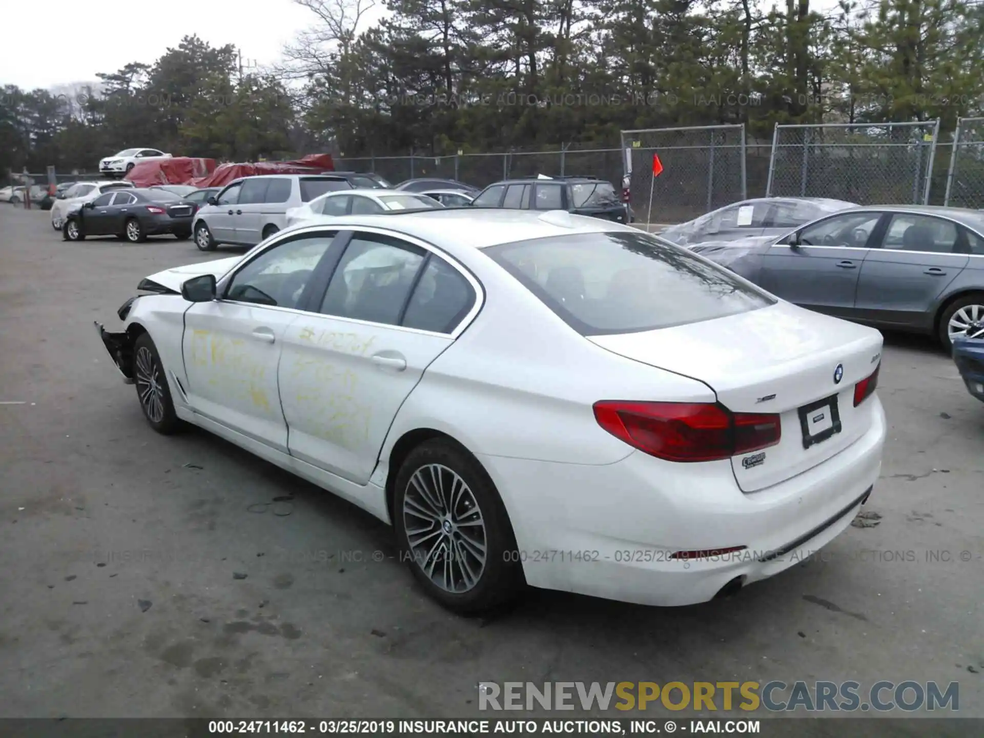 3 Photograph of a damaged car WBAJA7C57KWW08502 BMW 530 2019