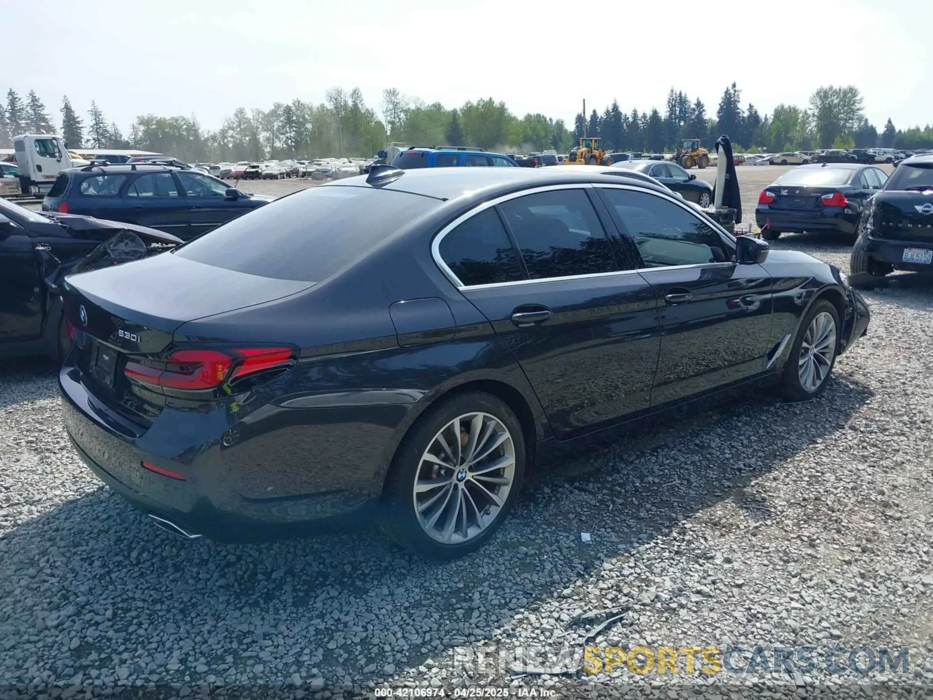 4 Photograph of a damaged car WBA13BJ09NWX51234 BMW 530 2022