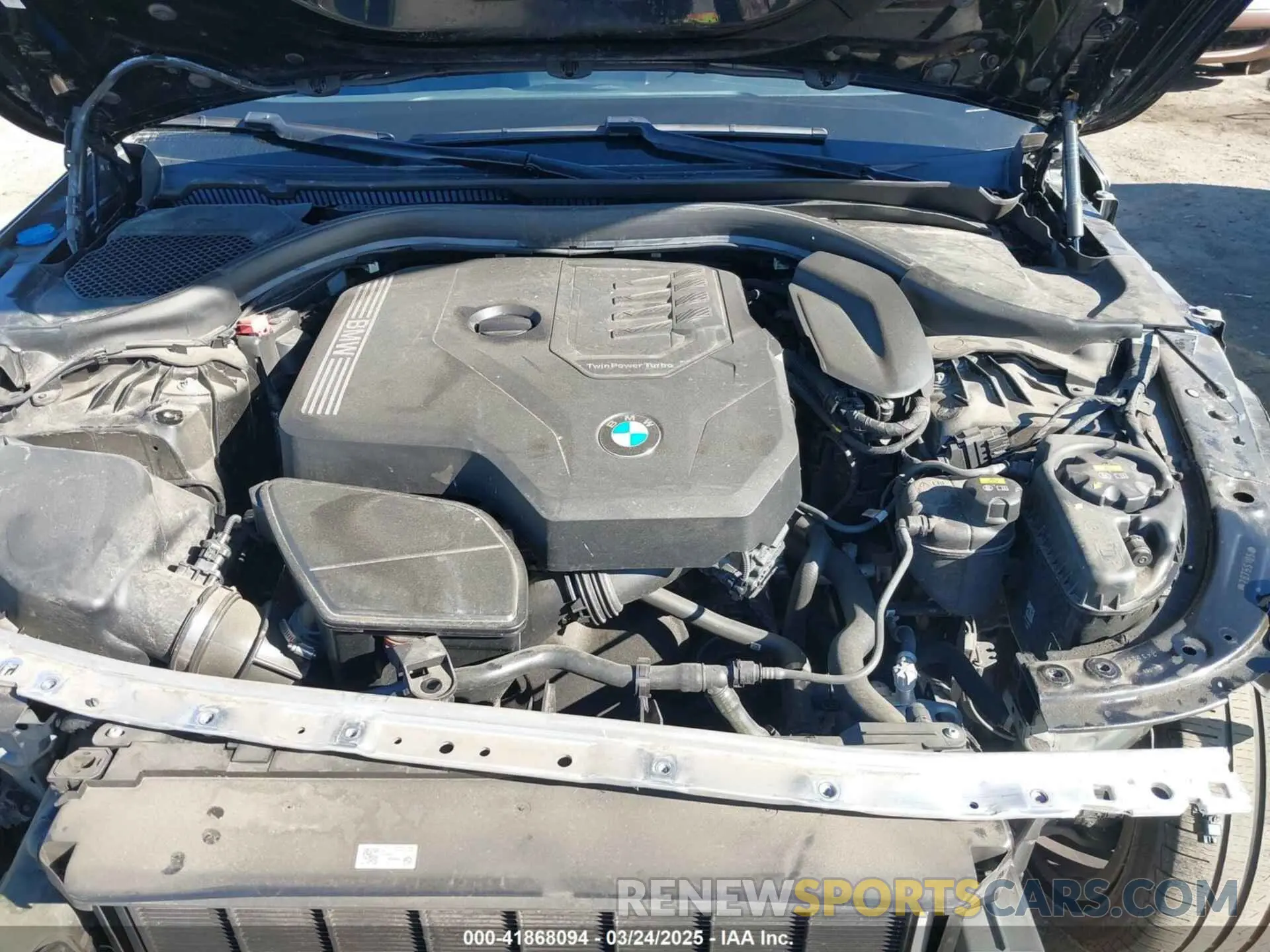 10 Photograph of a damaged car WBA53BH00NWX85098 BMW 530 2022