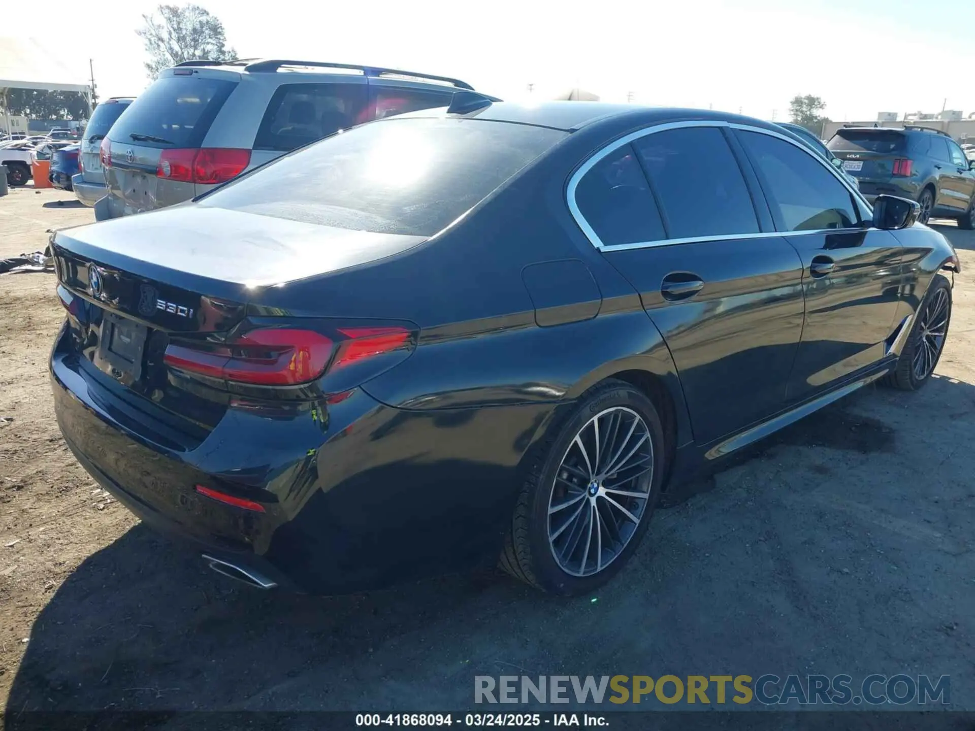 4 Photograph of a damaged car WBA53BH00NWX85098 BMW 530 2022
