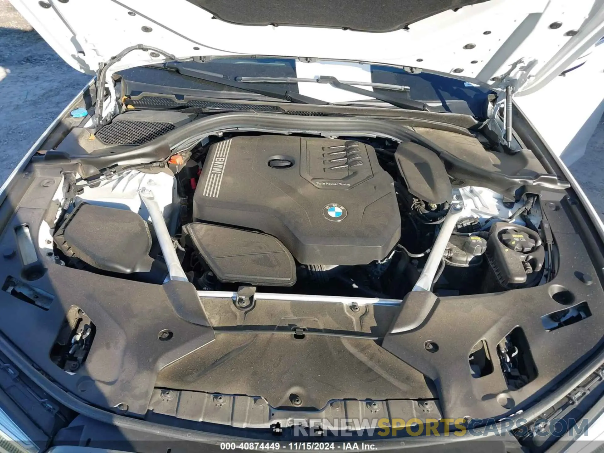 10 Photograph of a damaged car WBA53BH02NCH98794 BMW 530 2022