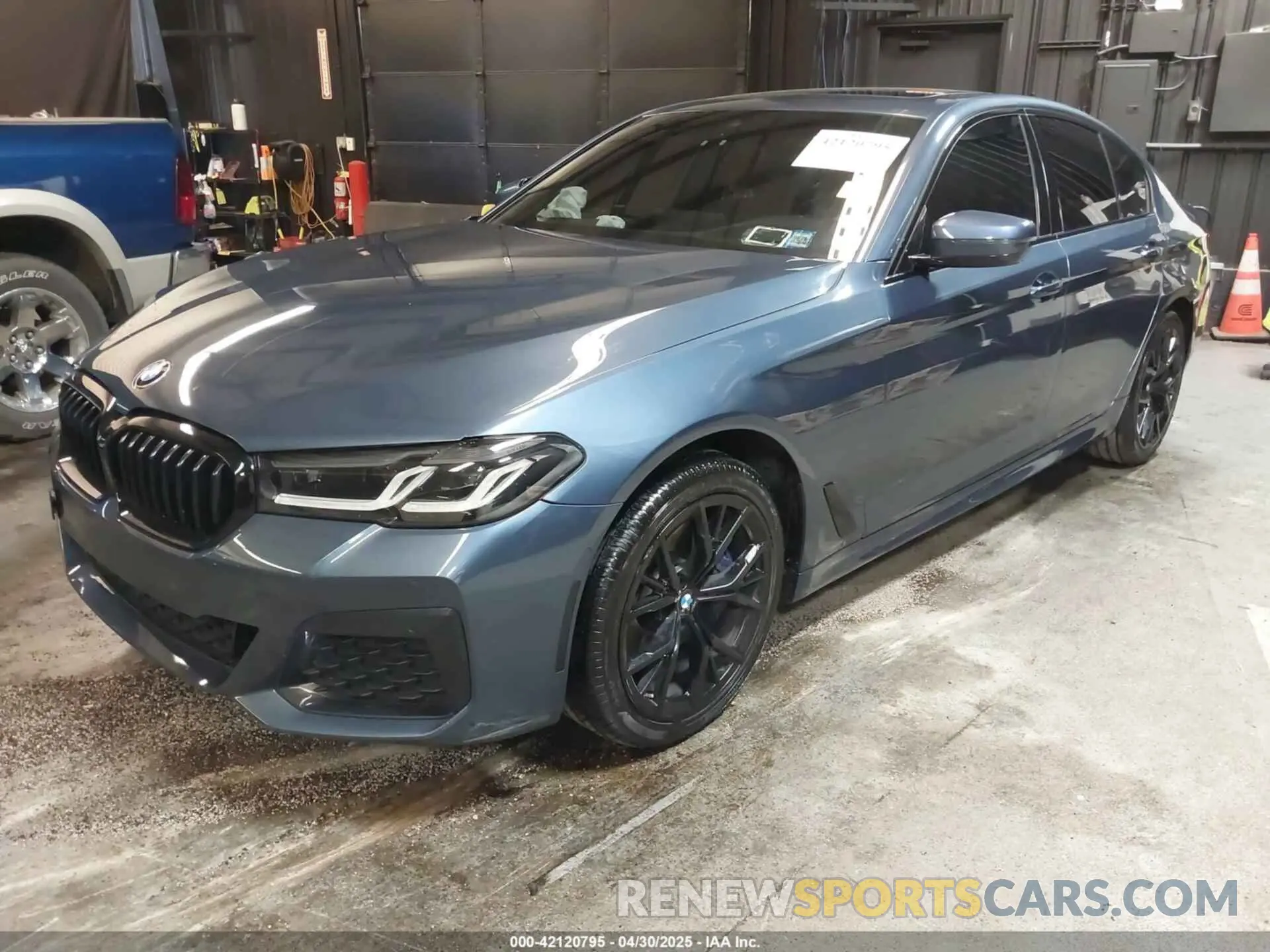 2 Photograph of a damaged car WBA13BJ02PWY10501 BMW 530 2023